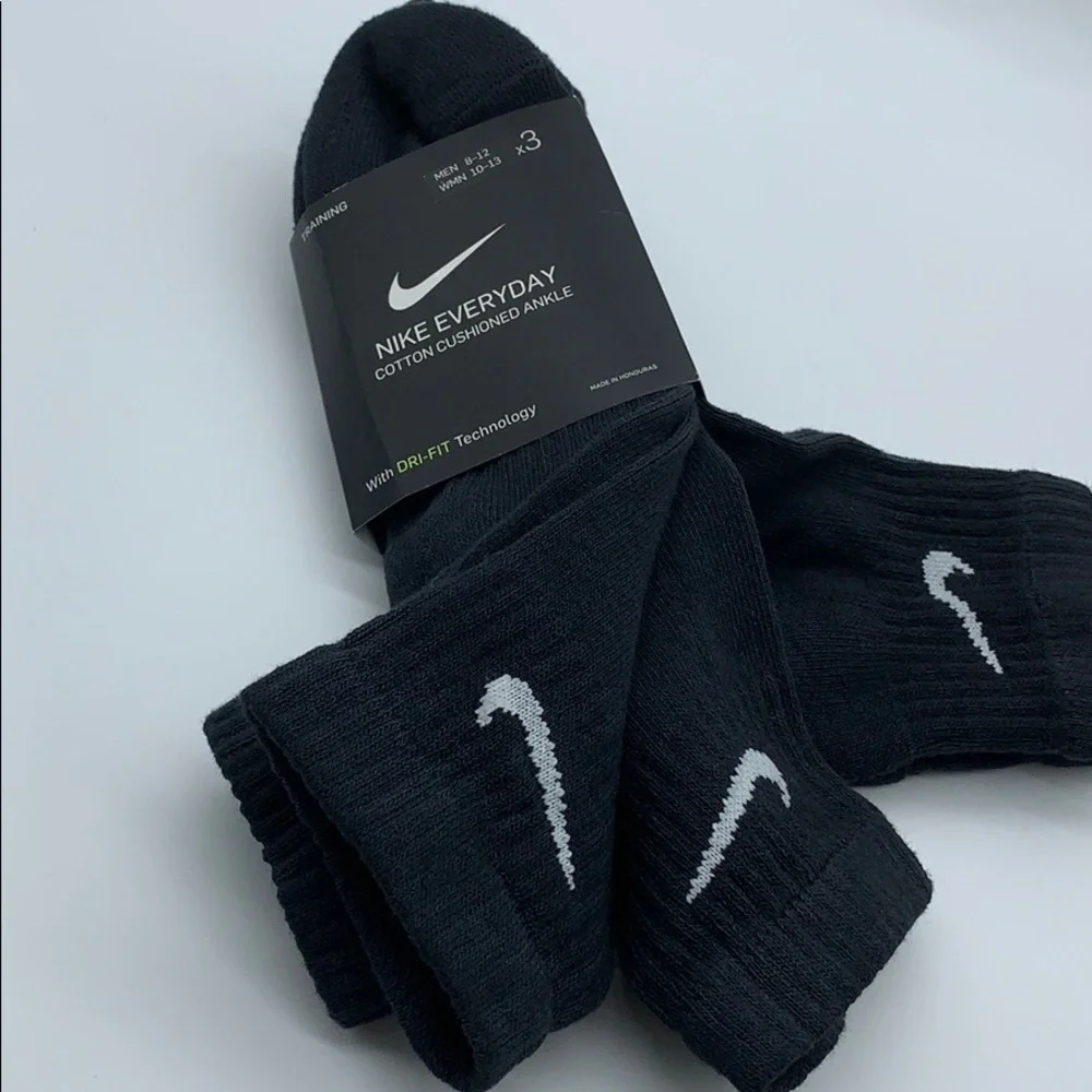 NIKE 3 pairs EVERYDAY COTTON CUSHIONED ANKLE TRAININ SOCKS